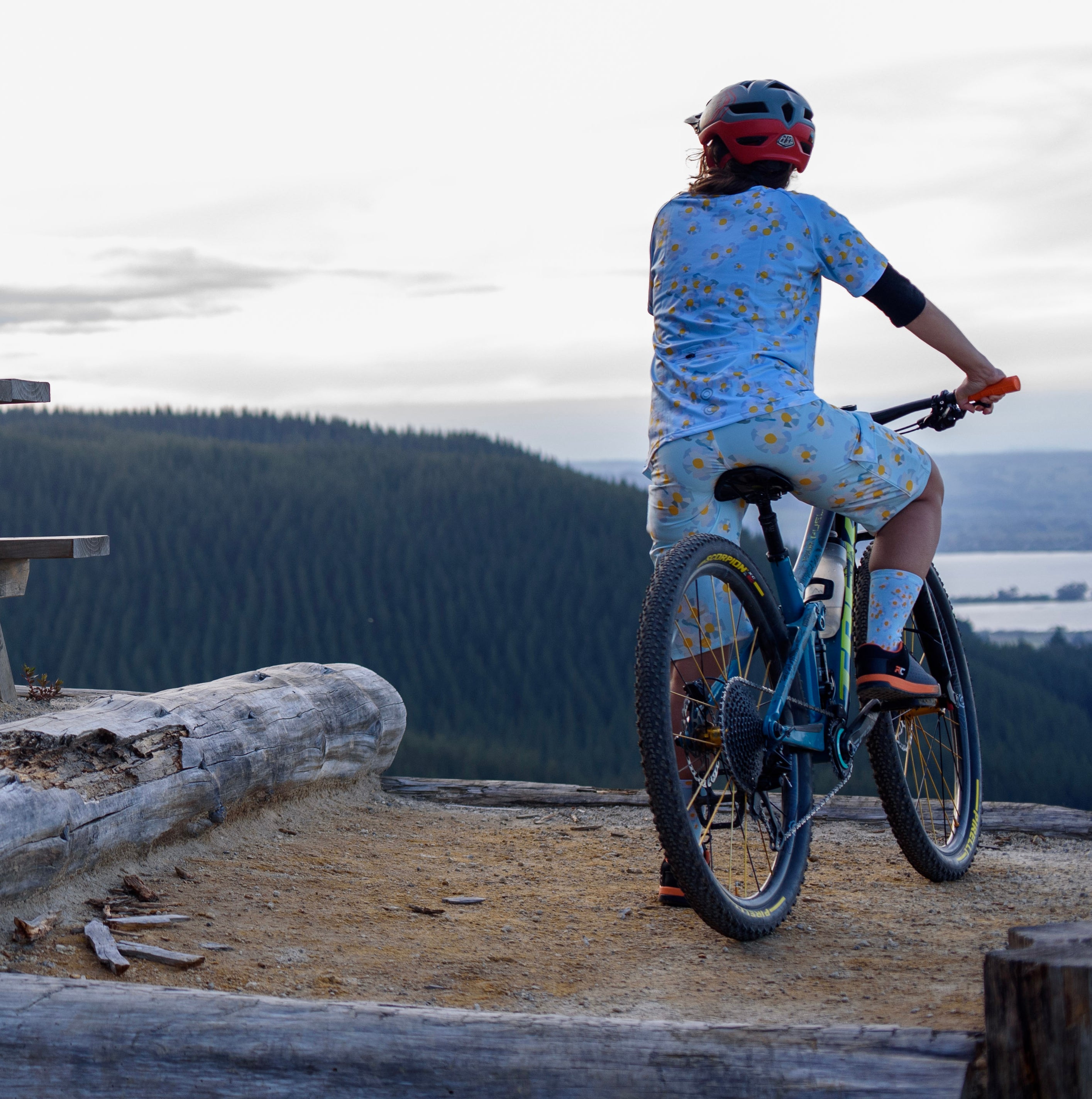 The Ultralight Trail Short - Buttercup